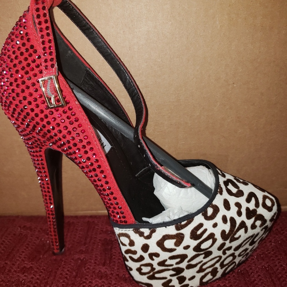 Steve Madden Sexy Heels